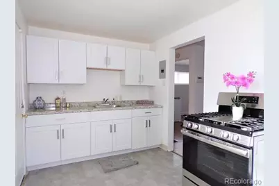 1129 Dallas Street, Aurora, CO 80010 - Photo 11