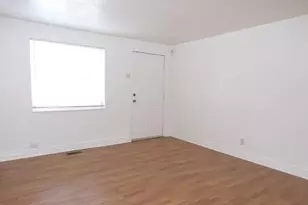 1129 Dallas St, Aurora, CO 80010 - Photo 5