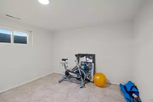 946 Hutchinson Dr, Colorado Springs, CO 80910 - Photo 15