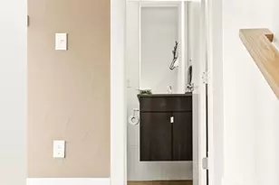 1304 N Emerson St, Denver, CO 80218 - Photo 9