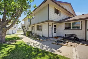 1182 S Eagle Cir, Aurora, CO 80012 - Photo 3