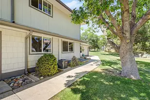 1182 S Eagle Cir, Aurora, CO 80012 - Photo 31