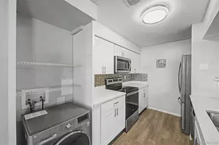 1182 S Eagle Cir, Aurora, CO 80012 - Photo 17