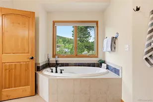 31735 Kiva Ln, Evergreen, CO 80439 - Photo 25