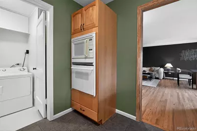 2621 Leyden Street, Denver, CO 80207 - Photo 13