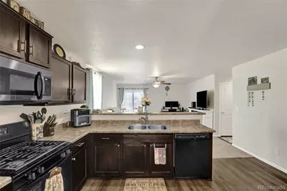 47349 Lily Avenue, Bennett, CO 80102 - Photo 9