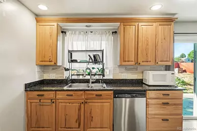17996 E Bails Place, Aurora, CO 80017 - Photo 11
