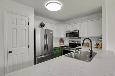 2642 Devonshire Court, Denver, CO 80229 - Photo 7