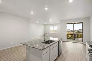 17598 E 90th Pl, Commerce City, CO 80022 - Photo 3