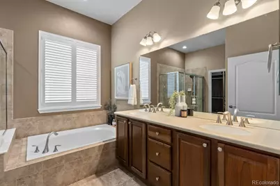 8275 S Country Club Parkway, Aurora, CO 80016 - Photo 17