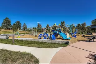 8275 S Country Club Pkwy, Aurora, CO 80016 - Photo 37