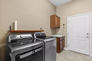 8275 S Country Club Pkwy, Aurora, CO 80016 - Photo 13