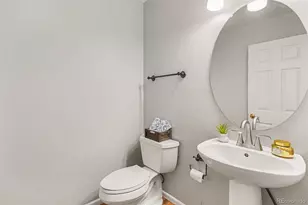 835 S Evanston Cir, Aurora, CO 80012 - Photo 7