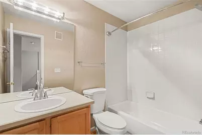 835 S Evanston Circle, Aurora, CO 80012 - Photo 15