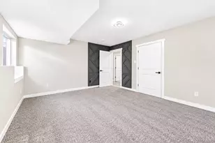 2516 W Hillside Ave, Denver, CO 80219 - Photo 19