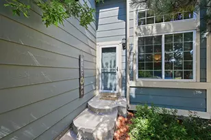 5571 S Yakima St, Aurora, CO 80015 - Photo 3