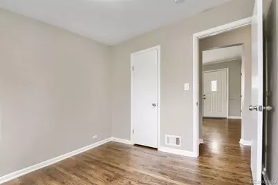 1704 W Crestline Avenue, Littleton, CO 80120 - Photo 5