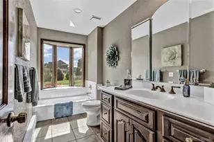 11480 W Bear Creek Dr, Lakewood, CO 80227 - Photo 19