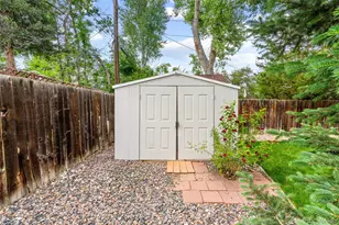 3057 S Alton Ct, Denver, CO 80231 - Photo 15