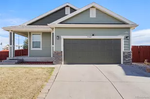 5568 Lewiston Ct, Denver, CO 80239 - Photo 1