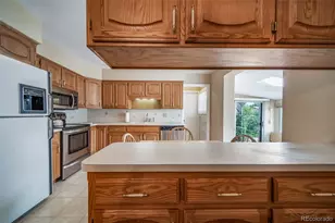 380 S Uvalda St, Aurora, CO 80012 - Photo 11