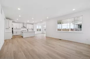 486 S Salida St, Aurora, CO 80017 - Photo 7