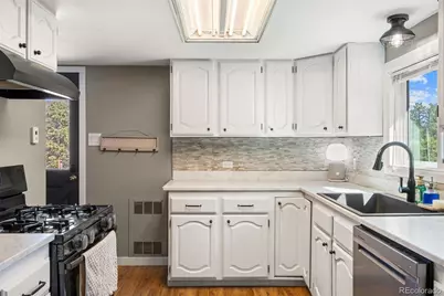 11519 Ranch Elsie Road, Golden, CO 80403 - Photo 17