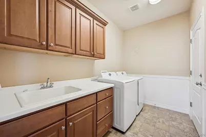 8202 W 67th Drive, Arvada, CO 80004 - Photo 9