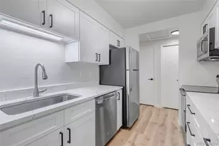 9145 W Cedar Dr, Denver, CO 80226 - Photo 7