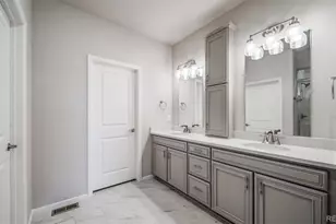 5032 N Tempe St, Aurora, CO 80019 - Photo 27