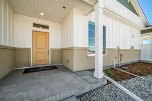 5032 N Tempe St, Aurora, CO 80019 - Photo 5