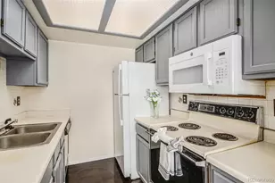19192 E Wyoming Pl, Aurora, CO 80017 - Photo 5