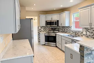 17842 E Lehigh Pl, Aurora, CO 80013 - Photo 3