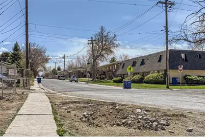 390 W Lehow Avenue, Littleton, CO 80120 - Photo 23