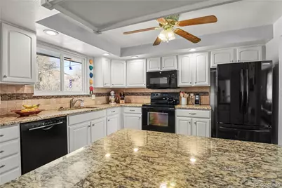 4435 E Hinsdale Place, Centennial, CO 80122 - Photo 9