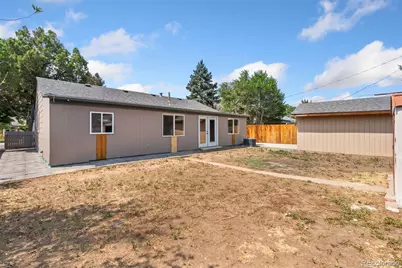 886 Kingston Street, Aurora, CO 80010 - Photo 19