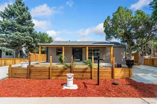 886 Kingston St, Aurora, CO 80010 - Photo 3