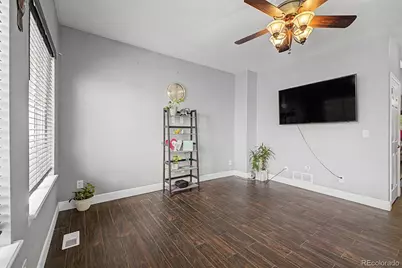 9815 Eagle Creek Circle, Commerce City, CO 80022 - Photo 9