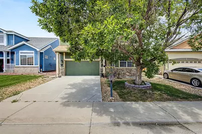 9815 Eagle Creek Circle, Commerce City, CO 80022 - Photo 3
