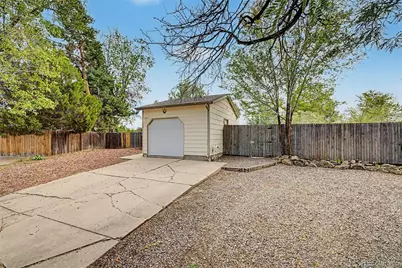 3861 S Truckee Way, Aurora, CO 80013 - Photo 3