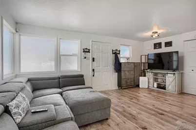 6461 Porter Way, Commerce City, CO 80022 - Photo 3