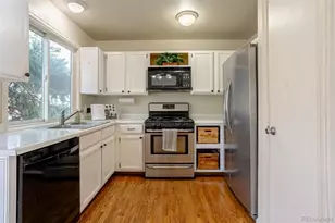 7672 Elmwood St, Littleton, CO 80125 - Photo 7