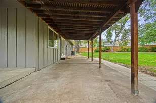 15003 E Idaho Pl, Aurora, CO 80012 - Photo 37