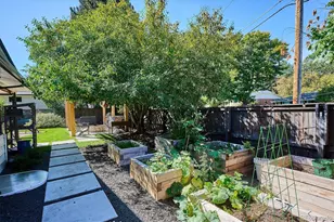 2700 E Bates Ave, Denver, CO 80210 - Photo 43
