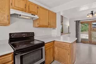 10181 Detroit Ct, Thornton, CO 80229 - Photo 5