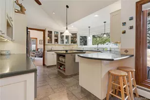 5 Porcupine Ln, Littleton, CO 80127 - Photo 5