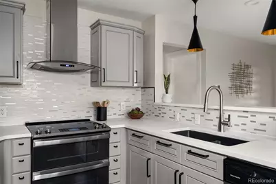 2801 Poplar Street, Denver, CO 80207 - Photo 15