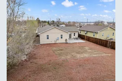 7134 Ivanhoe, Commerce City, CO 80022 - Photo 13