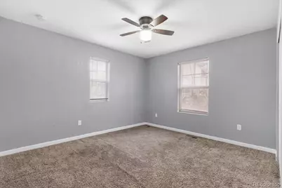 7134 Ivanhoe, Commerce City, CO 80022 - Photo 9
