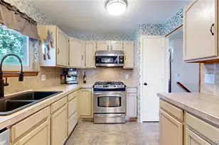 9374 Bellaire St, Thornton, CO 80229 - Photo 9